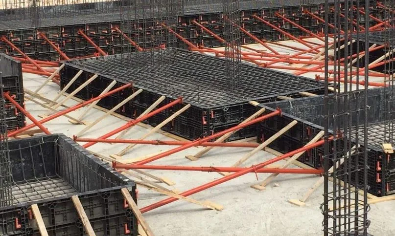Reinforcement and formwork on a NEOX construction site.